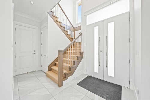 6114 49B Avenue, Delta, BC - Indoor Photo Showing Other Room