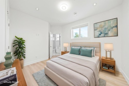 6114 49B Avenue, Delta, BC - Indoor Photo Showing Bedroom