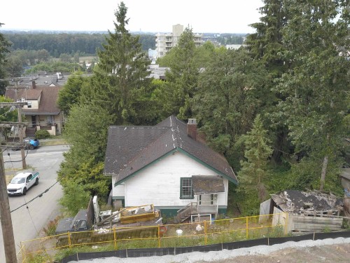 413 Eleventh Street  New Westminster, BC V3M 4E9