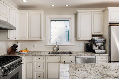 5808 Olympic Street, Vancouver, BC 
