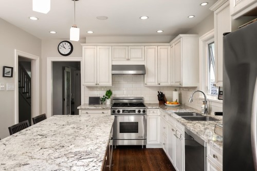 5808 Olympic Street, Vancouver, BC 