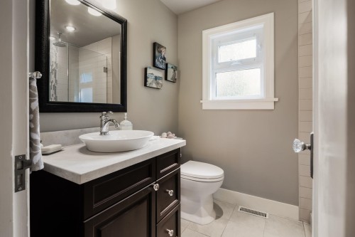 5808 Olympic Street, Vancouver, BC 
