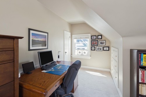 5808 Olympic Street, Vancouver, BC 