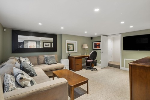 5808 Olympic Street, Vancouver, BC 