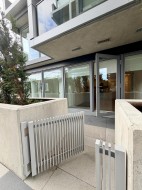 8120 Oak Street Vancouver, BC V6P 0N2