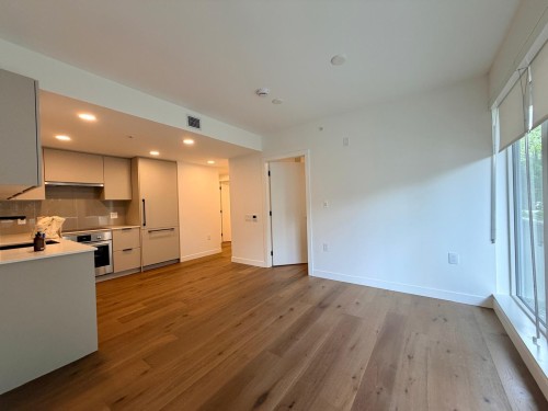 8120 Oak Street, Vancouver, BC 