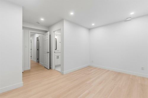 1761 57Th Avenue E, Vancouver, BC 