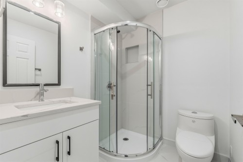 1761 57Th Avenue E, Vancouver, BC 