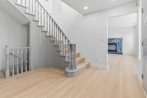 1761 57Th Avenue E, Vancouver, BC 