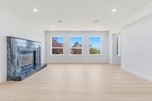1761 57Th Avenue E, Vancouver, BC 