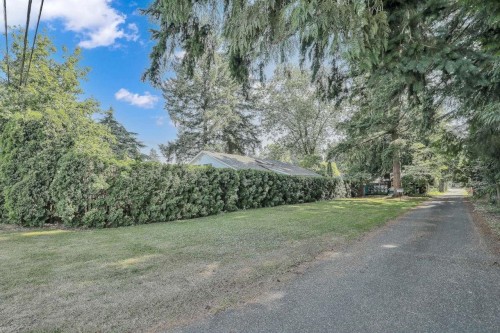 11428 207 Street, Maple Ridge, BC - Outdoor