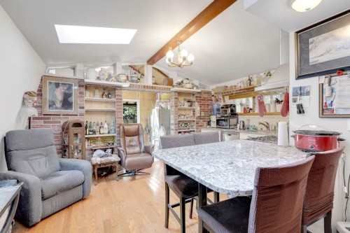 11428 207 Street, Maple Ridge, BC - Indoor
