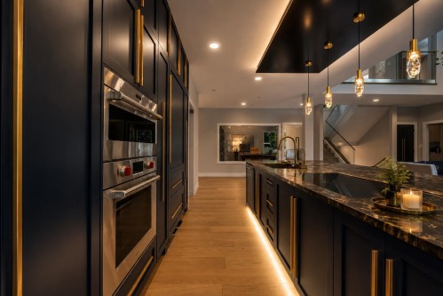 1404 Charlotte Crescent, Anmore, BC 