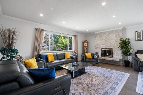 2333 Kirkstone Road, North Vancouver, BC 