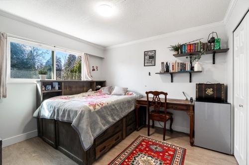 2333 Kirkstone Road, North Vancouver, BC 