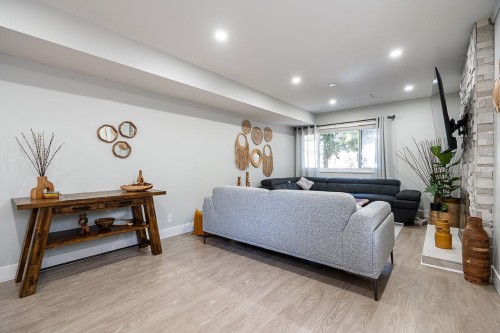 2333 Kirkstone Road, North Vancouver, BC 