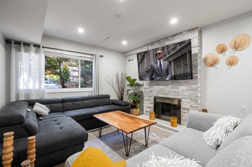 2333 Kirkstone Road, North Vancouver, BC 