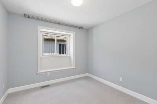 6339 Douglas Street, West Vancouver, BC 