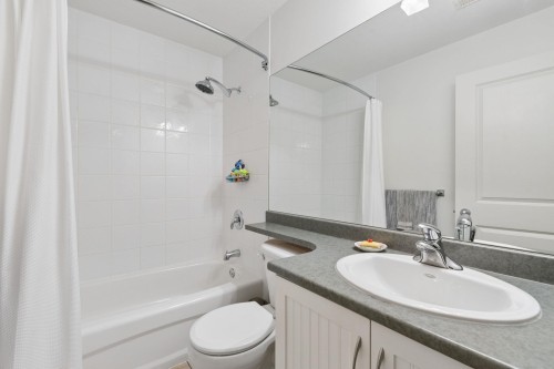 6339 Douglas Street, West Vancouver, BC 