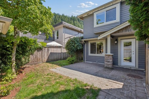6339 Douglas Street, West Vancouver, BC 