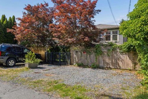 6339 Douglas Street, West Vancouver, BC 