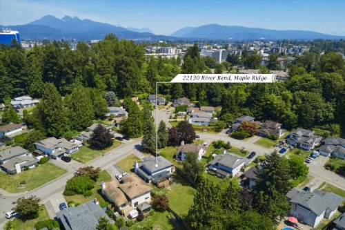22130 River Bend, Maple Ridge, BC 