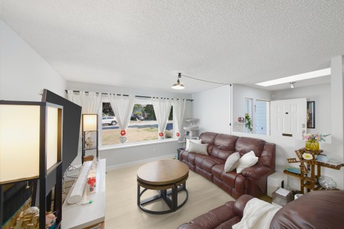 22130 River Bend, Maple Ridge, BC 