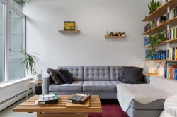 128 1st Avenue W Vancouver, BC V5Y 0H5