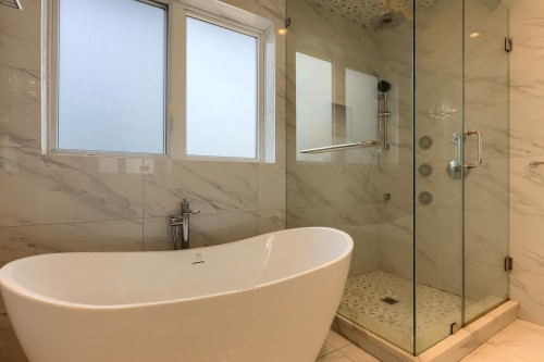 4820 Fortune Avenue, Richmond, BC - Indoor Photo Showing Bathroom