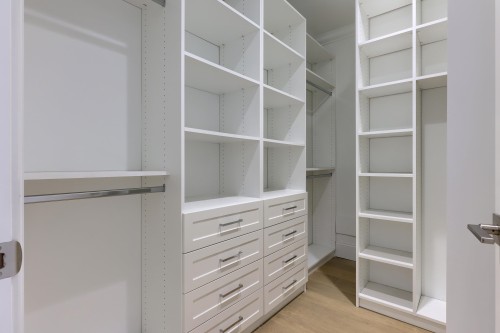 4820 Fortune Avenue, Richmond, BC - Indoor With Storage