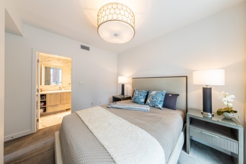 709-8160 Mcmyn Way, Richmond, BC 