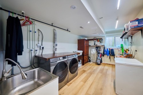 809 Seymour Boulevard, North Vancouver, BC 
