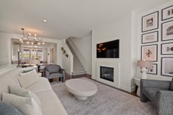 1-3439 Roxton Avenue  Coquitlam, BC V3B 3H7