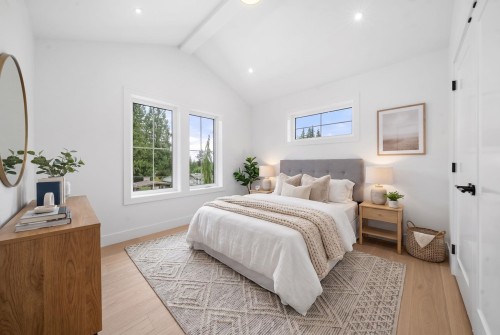 944 Clements Avenue, North Vancouver, BC 