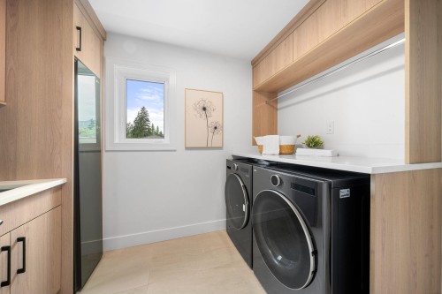 944 Clements Avenue, North Vancouver, BC 