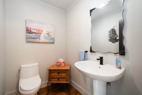 354 Avalon Drive, Gibsons, BC 