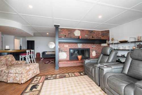 354 Avalon Drive, Gibsons, BC 