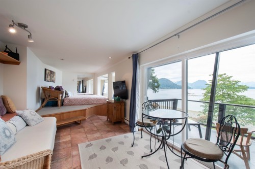 354 Avalon Drive, Gibsons, BC 