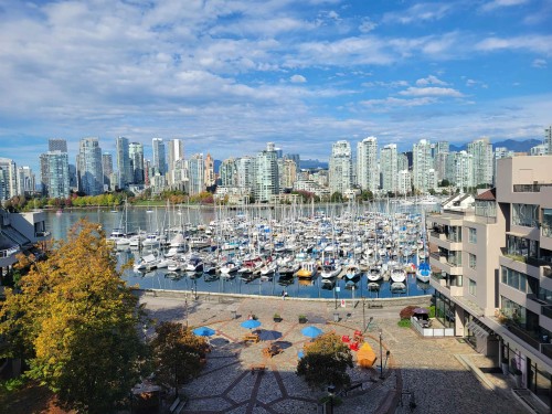 521-666 Leg In Boot Square, Vancouver, BC 