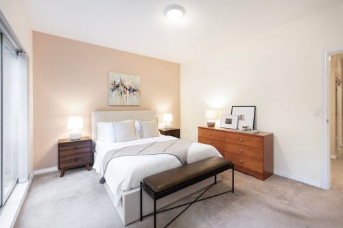 206-678 Queens Road W, North Vancouver, BC 