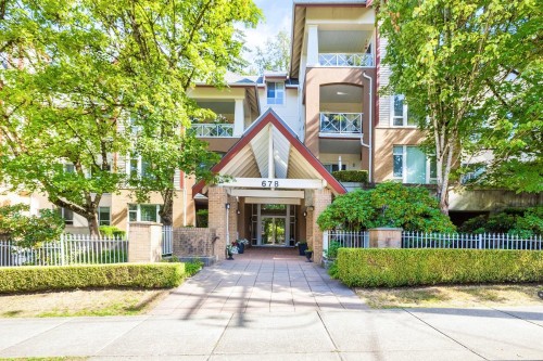 206-678 Queens Road W, North Vancouver, BC 