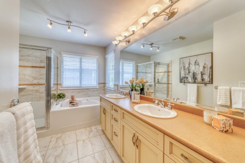 123 Maple Drive, Port Moody, BC 