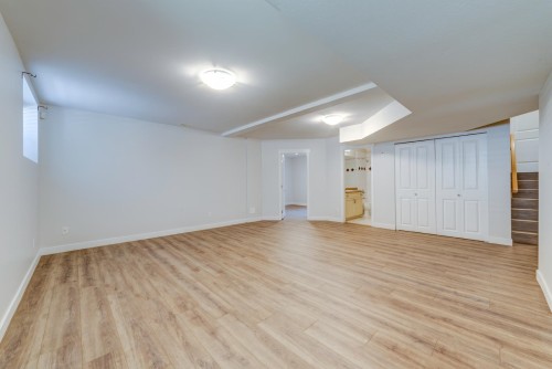123 Maple Drive, Port Moody, BC 