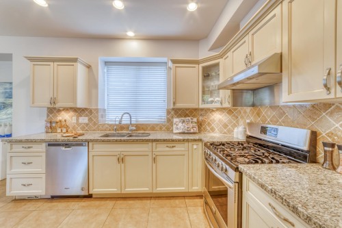 123 Maple Drive, Port Moody, BC 