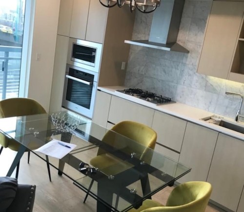 87 Nelson Street , Vancouver, BC V5Z 3G7 4