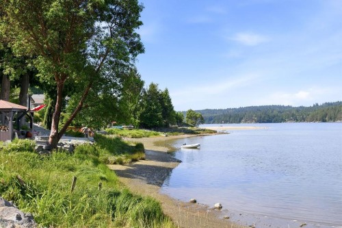 6343 Marmot Road, Sechelt, BC 