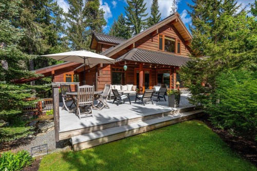 9583 Emerald Drive  Whistler, BC V8E 0G5