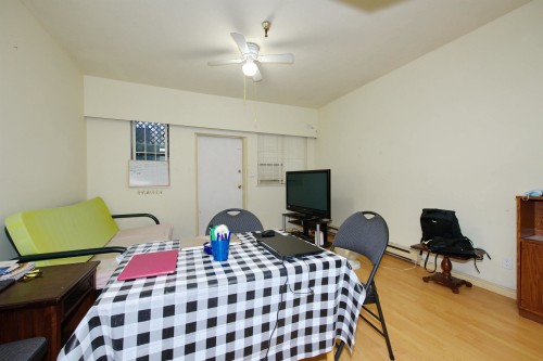 2-862 Broadway E, Vancouver, BC 