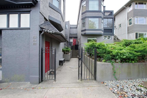 2-862 Broadway E, Vancouver, BC 