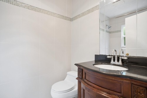 1211 Chartwell Drive, West Vancouver, BC 